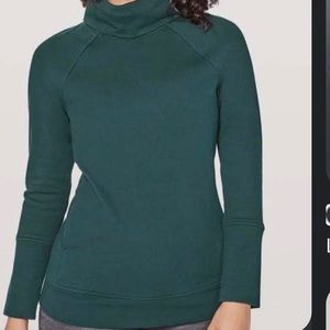 teal lululemon sweatshirt size 4